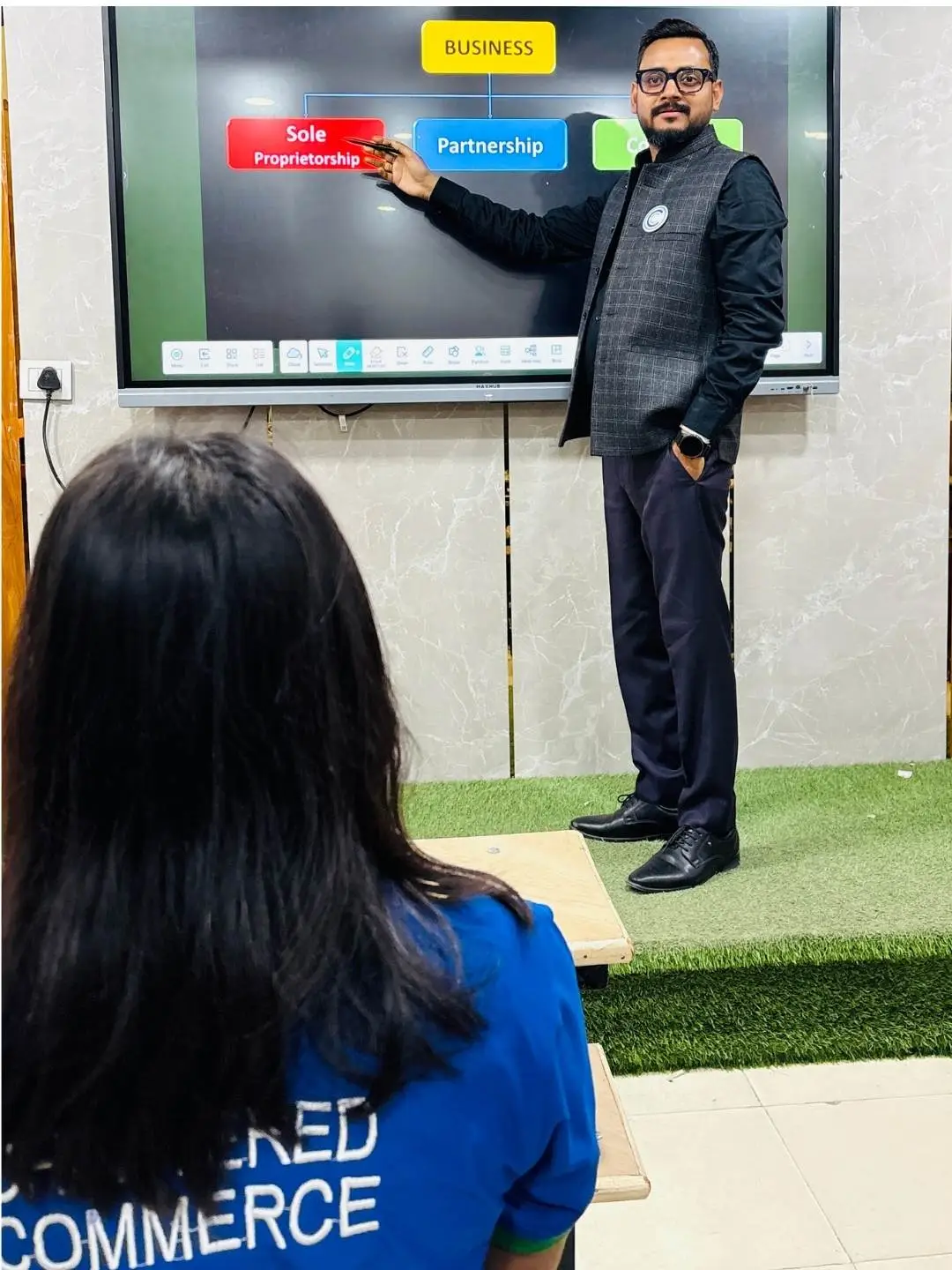 Expert Faculty at Chartered Commerce Motihari